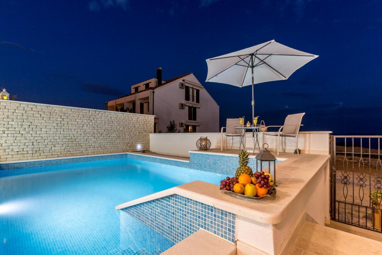 Luxury Villa Bello Horizonte With Swimming Pool Split Exteriör bild