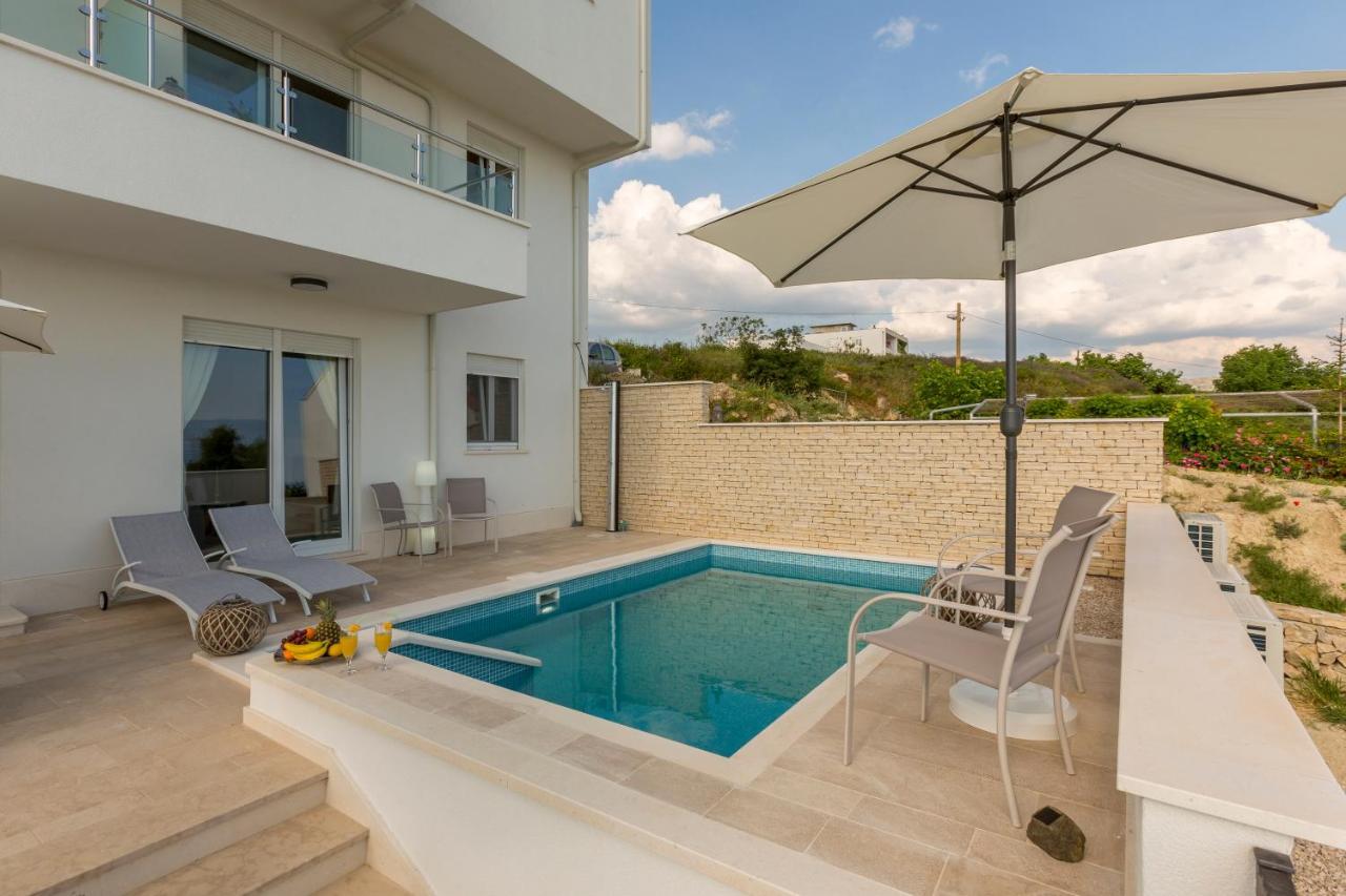 Luxury Villa Bello Horizonte With Swimming Pool Split Exteriör bild
